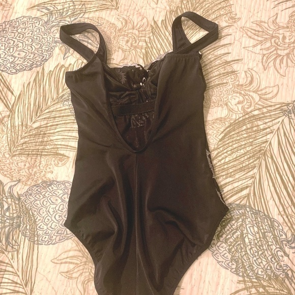 Gottex Embroidered Swimsuit,Unique Design, 6 - Picture 5 of 9